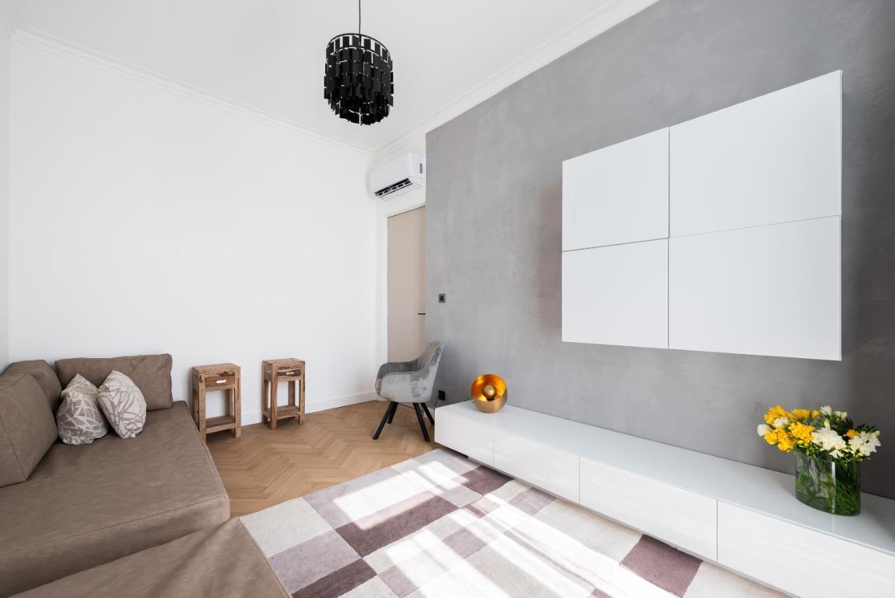 Luxury Apartment With A Balcony And A Terrace Praga Zewnętrze zdjęcie