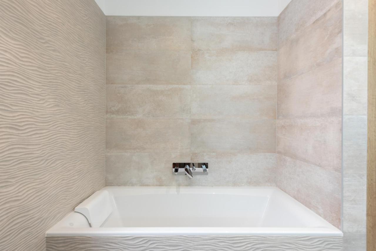 Luxury Apartment With A Balcony And A Terrace Praga Zewnętrze zdjęcie